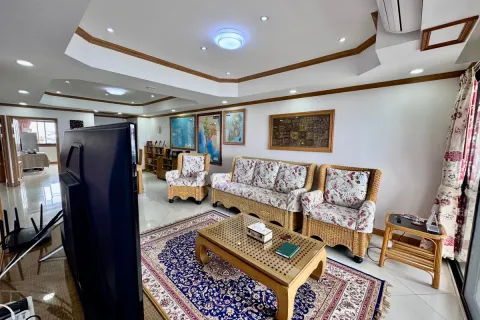 Condo sur Jomtien Beach, Pattaya, Thaïlande, 3 chambres  № 211090