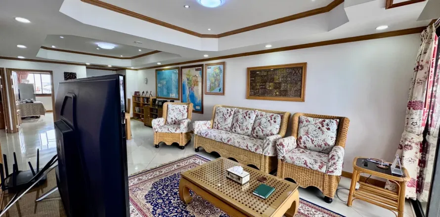Condominio de 3 dormitorios en Jomtien Beach, Pattaya, Tailandia № 211090