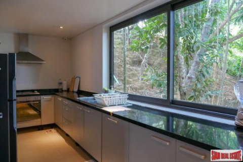 Villa in Phuket, Thailand 4 bedrooms № 199511 - photo 3