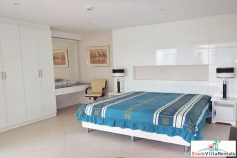 Apartment in Pattaya, Thailand 2 bedrooms № 199512 - photo 3
