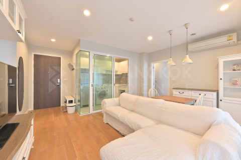 Condo in Bangkok, Thailand, 2 bedrooms  № 184484