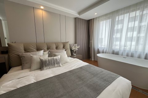 Condo in Phuket, Thailand, 2 bedrooms  № 149827 - photo 19