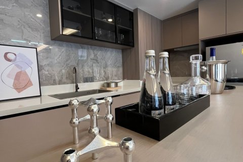 Condo in Phuket, Thailand, 2 bedrooms  № 149827 - photo 9