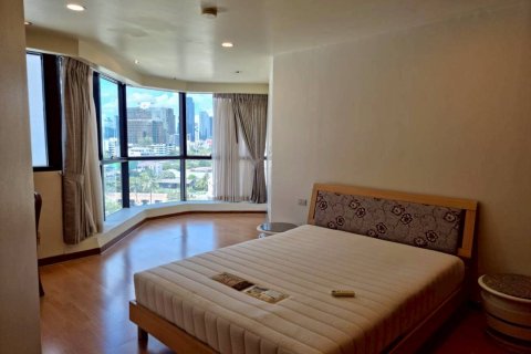 Кондоминиум с 3 спальнями в Бангкоке, Таиланд № 144624 - фото 9