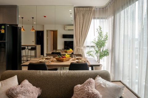 Кондоминиум с 2 спальнями в Бангкоке, Таиланд № 144623 - фото 6