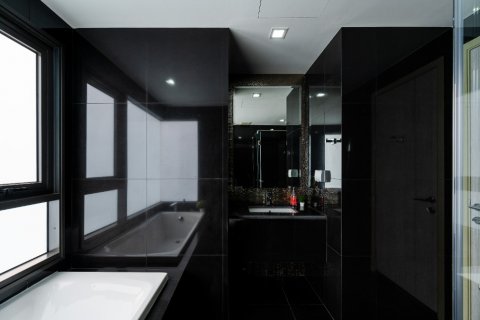 Кондоминиум с 2 спальнями в Бангкоке, Таиланд № 144623 - фото 12