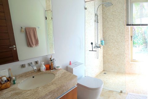Villa in Phuket, Thailand 5 bedrooms № 164121 - photo 15