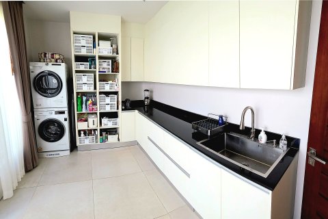 Villa in Phuket, Thailand 5 bedrooms № 164121 - photo 7