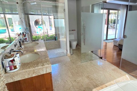 Villa in Phuket, Thailand 5 bedrooms № 164121 - photo 13