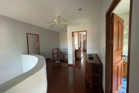 Villa in Hua Hin, Thailand 5 bedrooms № 164120 - photo 25