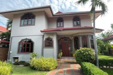 Villa in Hua Hin, Thailand 5 bedrooms № 164120 - photo 15