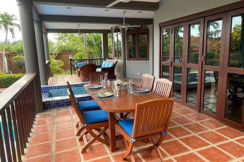 Villa in Hua Hin, Thailand 5 bedrooms № 164120 - photo 13