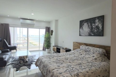 Студия в кондо в Паттайе, Таиланд № 144731 - фото 1