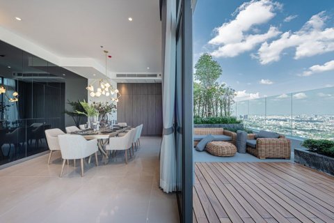 Condo à Phra Khanong, Bangkok, Thaïlande, 3 chambres  № 143446 - photo 4