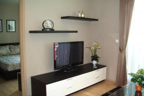 Кондоминиум с 1 спальней в Бангкоке, Таиланд № 143450 - фото 2