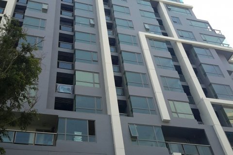 Condo à Bangkok, Thaïlande, 2 chambres  № 143449 - photo 12