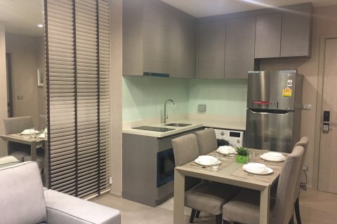 Кондоминиум с 1 спальней в Бангкоке, Таиланд № 143448 - фото 6