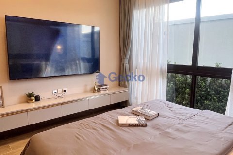 House in Pattaya, Thailand 4 bedrooms № 196123 - photo 16