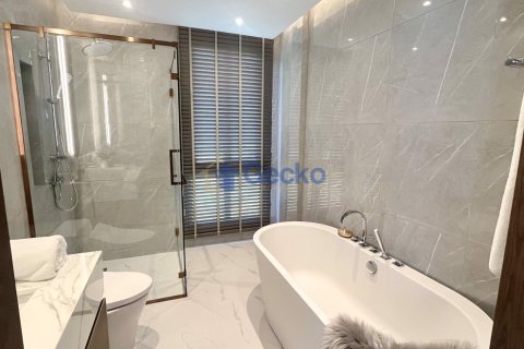 House in Pattaya, Thailand 4 bedrooms № 196123 - photo 21