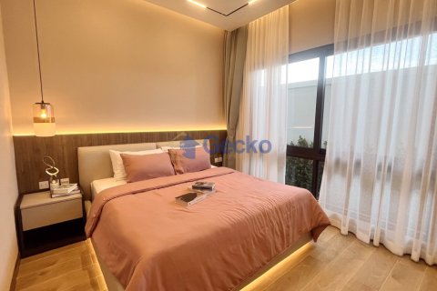 House in Pattaya, Thailand 4 bedrooms № 196123 - photo 13