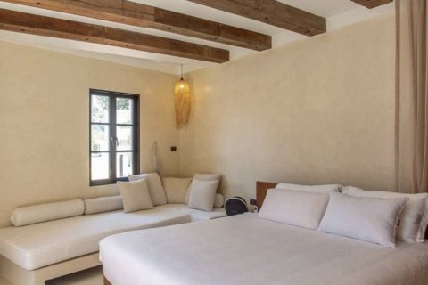 Villa in Hua Hin, Thailand 5 bedrooms № 160984 - photo 9