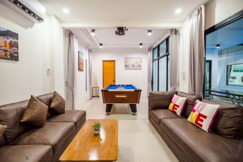 Villa in Hua Hin, Thailand 4 bedrooms № 160983 - photo 9