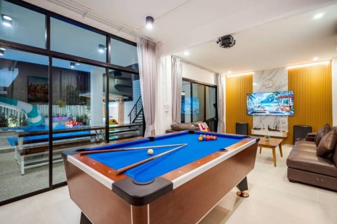 Villa in Hua Hin, Thailand 4 bedrooms № 160983 - photo 10