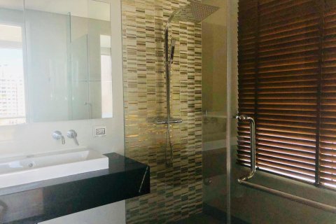 Condo in Bangkok, Thailand, 3 bedrooms  № 143868 - photo 21