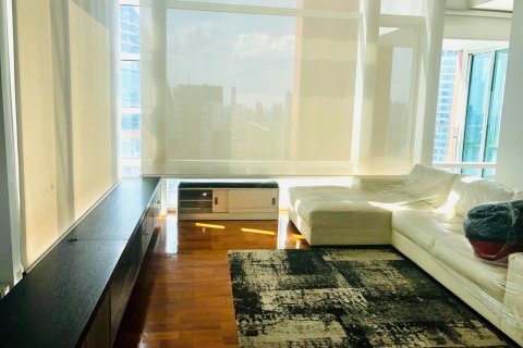 Condo in Bangkok, Thailand, 3 bedrooms  № 143868 - photo 3