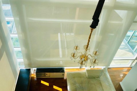 Condo in Bangkok, Thailand, 3 bedrooms  № 143868 - photo 2