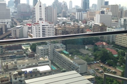Кондоминиум с 2 спальнями в Бангкоке, Таиланд № 143865 - фото 11