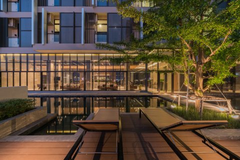 Condo in Bangkok, Thailand, 1 bedroom  № 143864 - photo 8