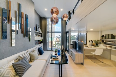 Condo in Bangkok, Thailand, 1 bedroom  № 143864 - photo 2