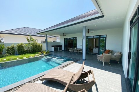 Villa in Hua Hin, Thailand 3 bedrooms № 168264 - photo 8