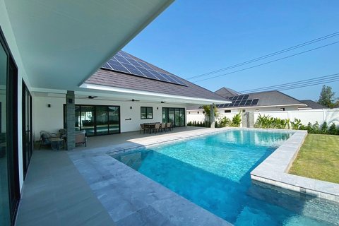 Villa in Hua Hin, Thailand 3 bedrooms № 168263 - photo 6