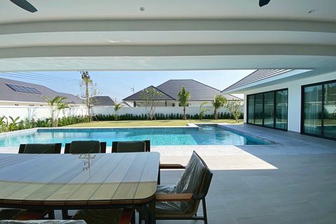Villa in Hua Hin, Thailand 3 bedrooms № 168263 - photo 10