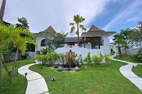Villa in Hua Hin, Thailand 4 bedrooms № 168302