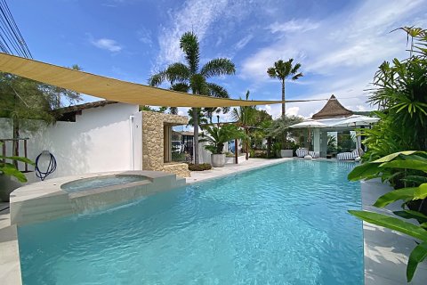 Villa in Hua Hin, Thailand 4 bedrooms № 168302 - photo 19