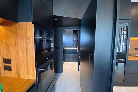 Villa in Hua Hin, Thailand 4 bedrooms № 168302 - photo 8