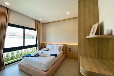 Villa in Hua Hin, Thailand 3 bedrooms № 168265 - photo 25