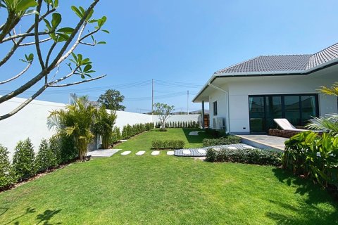 Villa in Hua Hin, Thailand 3 bedrooms № 168265 - photo 7
