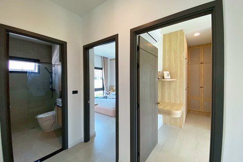 Villa in Hua Hin, Thailand 3 bedrooms № 168265 - photo 19
