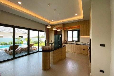 Villa in Hua Hin, Thailand 3 bedrooms № 168265 - photo 10