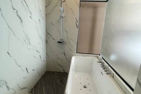 Villa in Pattaya, Thailand 3 bedrooms № 168261 - photo 13