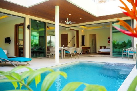 Chalet de 3 dormitorios en Rawai, Tailandia № 223236