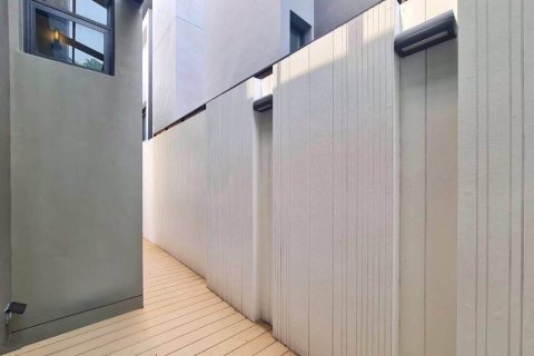 Casa de 3 dormitorios en Bangkok, Tailandia № 233875 - foto 20