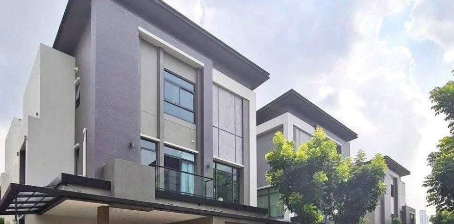 Casa de 3 dormitorios en Bangkok, Tailandia № 233875