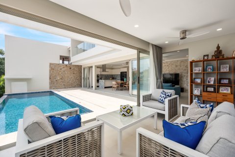 Villa in Ko Samui, Thailand 3 bedrooms № 173397 - photo 16