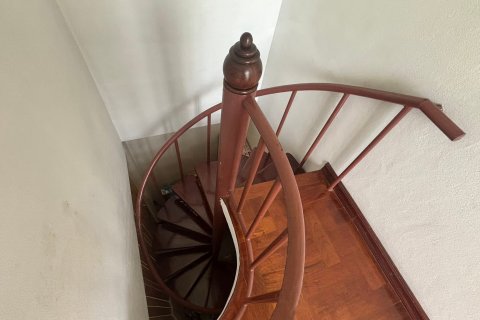 House in Watthana, Bangkok, Thailand 4 bedrooms № 173399 - photo 15