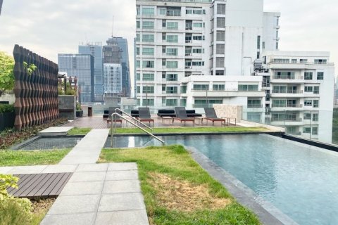 Studio in the Condo in Pathum Wan, Bangkok, Thailand  № 173396 - photo 8